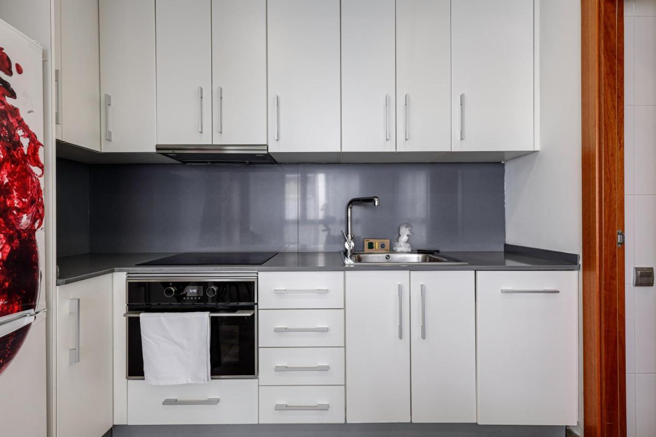 Urban Flats Vallirana Barselona Dış mekan fotoğraf