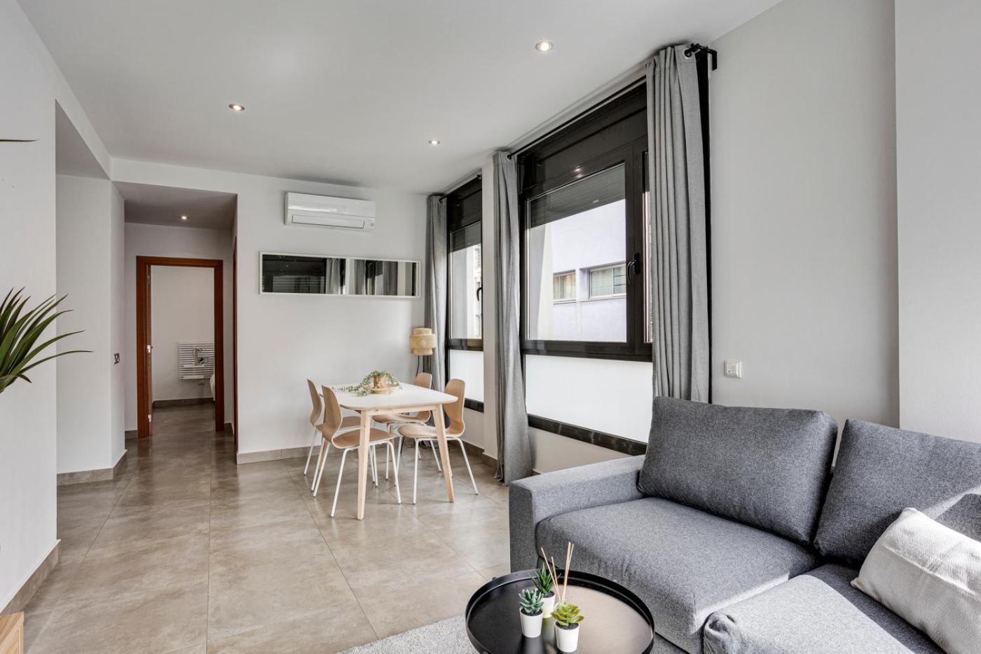 Urban Flats Vallirana Barselona Dış mekan fotoğraf