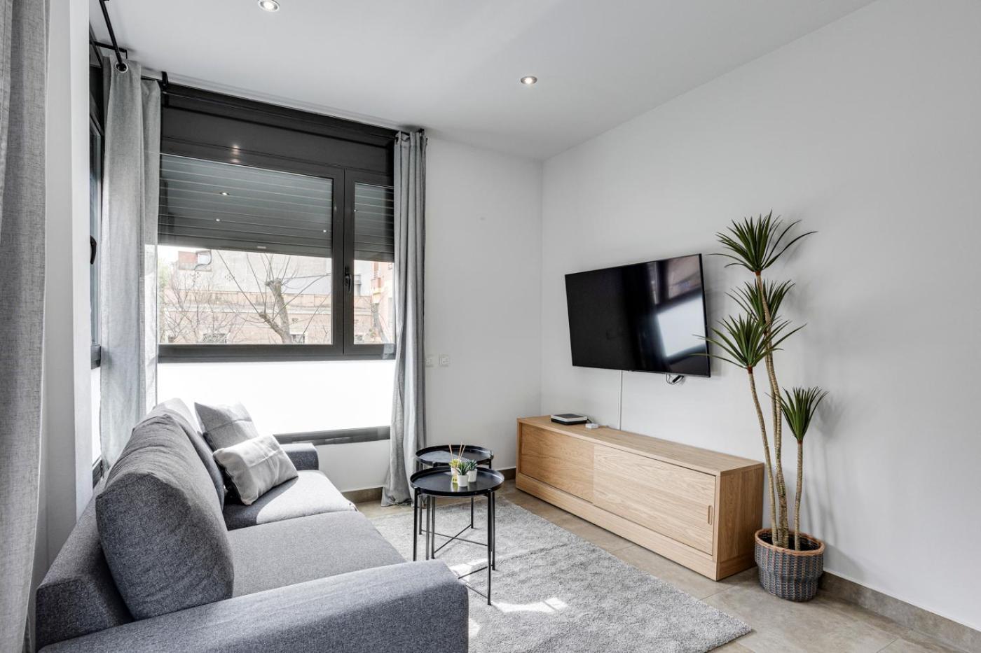 Urban Flats Vallirana Barselona Dış mekan fotoğraf