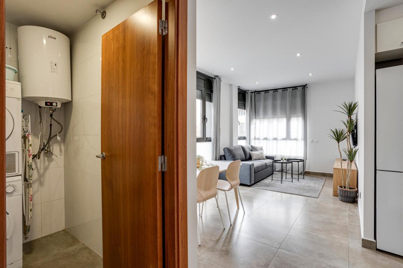 Urban Flats Vallirana Barselona Dış mekan fotoğraf